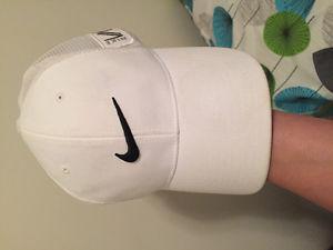 Nike Womens Golf Cap
