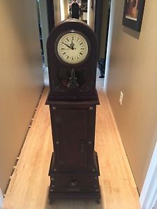 Replica Antique Clock/CD holder