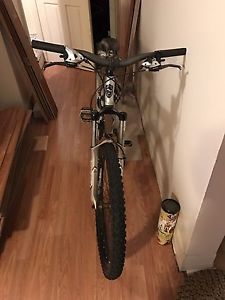 Selling norco wolverine mountain bike