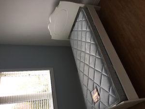 Single mattress and frame for sale