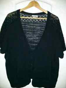 Size XXL  Black SweaterBlack short sleeve tie up