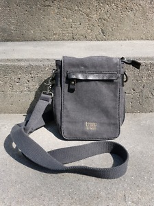 Troop London grey satchel