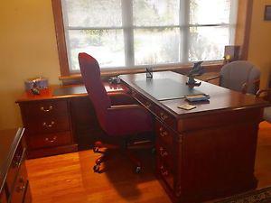 Wanted: High end office furniture 10 pieces