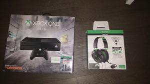 Xbox one division bundle w/ games and headset