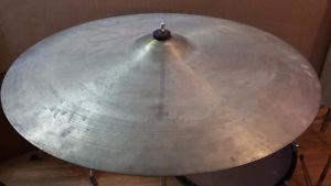 24" Avedis Zildjian Vintage Cymbal