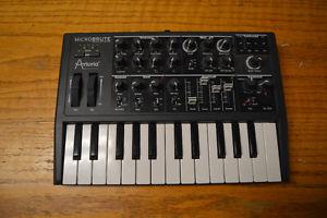 Arturia microbrute $200