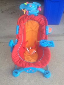 Baby activity seat
