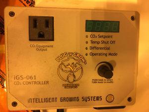 CO2 Controller/Regulator