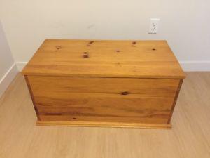 Cedar Tiled Storage box