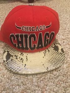 Chicago bulls snap back hat