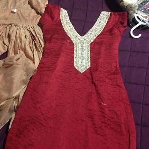GOOD AS NEW RICH MAROON AND BEIGE V-NECK INDIAN SUIT!
