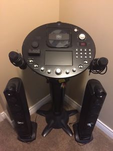 Karaoke Machine (The singing machine)