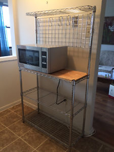 Kitchen chrome wire shelving