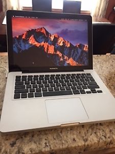  Macbook Pro - Mint condition
