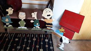 Peanuts Gang figures