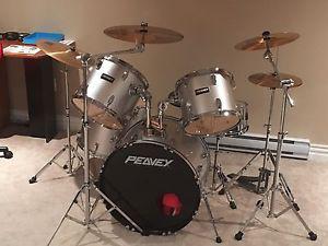 Peavey 5 Piece Drum Set
