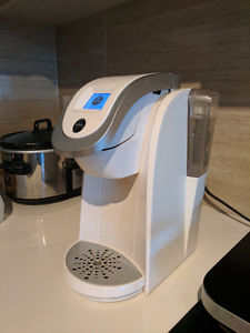 White Keurig 2.0 Machine Perfect Condition - must go fast