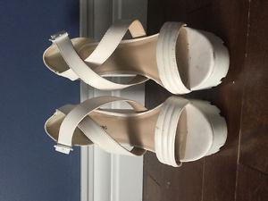 White spring heels - size 8