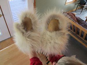 Wolf mitts