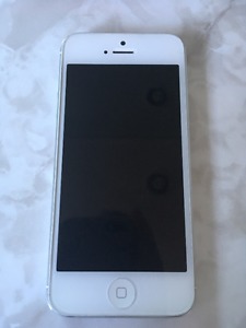 iPhone 5 32Go Blanc déverrouillé