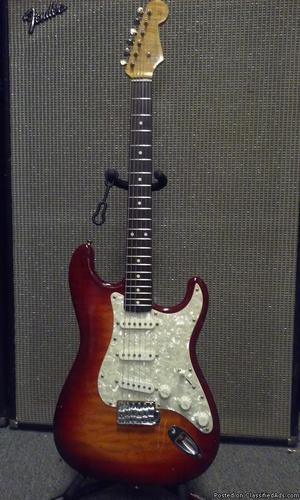 Fender MIJ photoflame Stratocaster