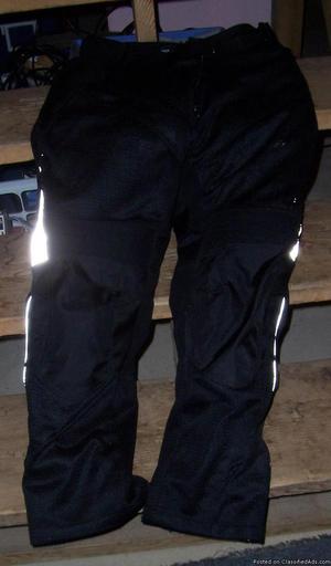 Motorcycle Riding Pants