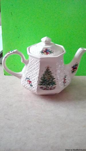 Sandler Teapot. Vintage