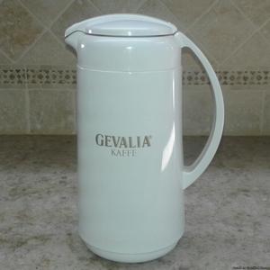 GEVALIA WHITE THERMAL CAFAFE COFFEE POT SERVER