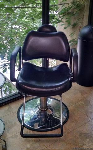 BARBER CHAIR w/ Head rest