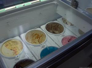 12 Tub Ice Cream dipping cabinet