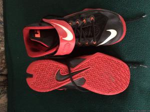 Nike Zoom Soldier VIII Athletic shoes