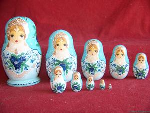 10 Piece Russian Nested Dolls: Matryoshka Babushka Ceprueb