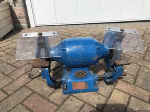 Wolf TG8E 8” industrial quality bench grinder