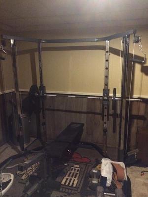 Weight Lifting Cage