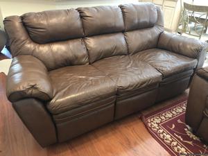 2pc Genuine Recliner Leather Sofa (FREE love Seat