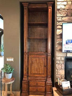 Wall Unit/Cabinet