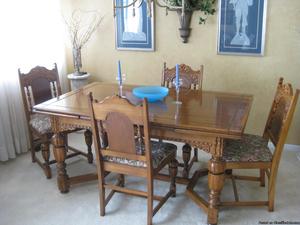 Dining room Table with 6 chairs and matching buffet