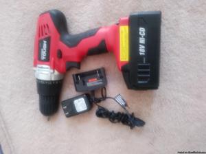 Hypertough18v cordless drill w charger and bits