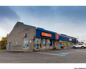 966 sqft for rent facing Canadian Tire / Carrefour du Nord