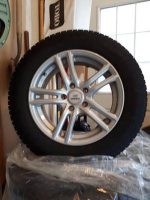 Set of 4 winter tires: R16/XL Michelin-X-Ice Xi3