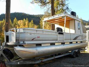  Sun Tracker Pontoon 30ft Boat For Sale