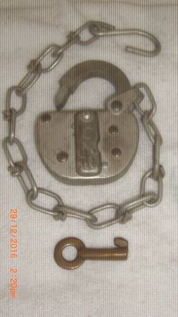 Vintage Canadian National Railway Lock, Chain and Key Set