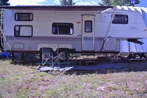 Aljo 5th wheel trailer for sale
