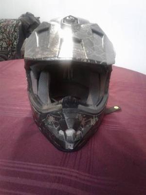 Gmax snowmobile helmet good condition size medium