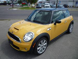  MINI Cooper S SPORTS PACKAGE/PANO ROOF/ALLOYS/LOW KMS!