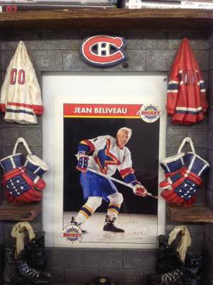 Autographed Jean Beliveau Zellers Masters of Hockey photo.