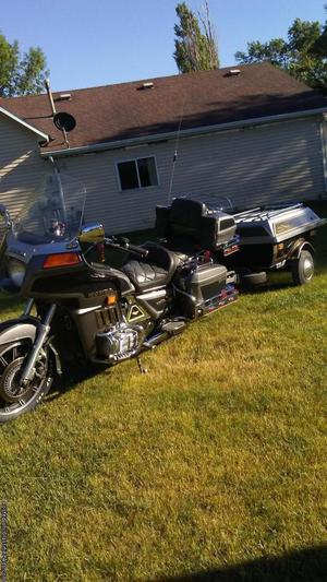  Goldwing Aspencade with trailer