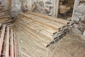 Hardwood lumber (rough-sawn)