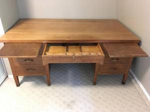 Solid wooded desk