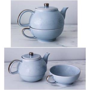 Blue teapot and cup set